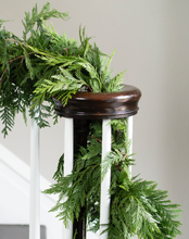 Load image into Gallery viewer, Western Red Cedar Garland 20'