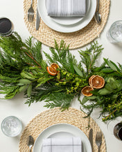 Load image into Gallery viewer, Citrus + Cedar Garland