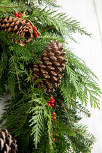 Load image into Gallery viewer, Woodland Wreath
